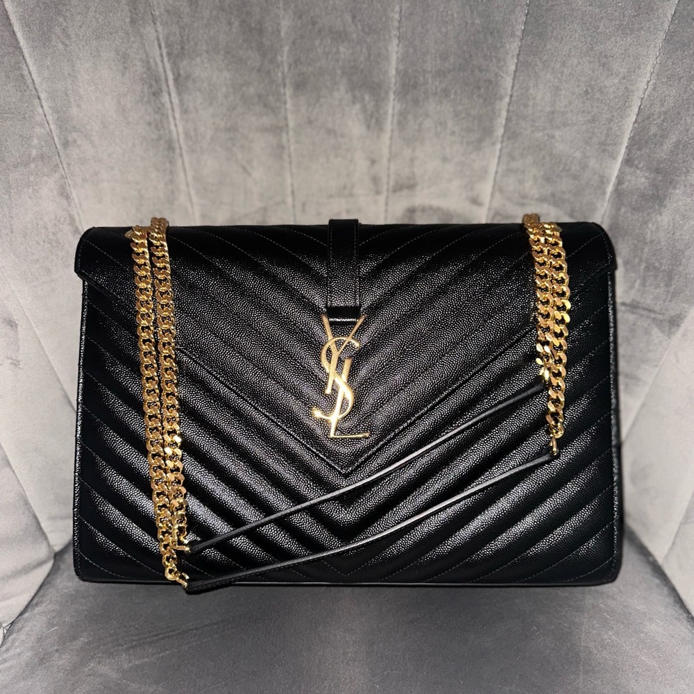 BRAND NEW YSL Black Grain de Poudre Chevron Shoulder Bag MINT CONDITION PERFECT